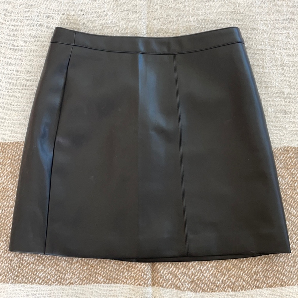 Faux leather mini skirt, never worn